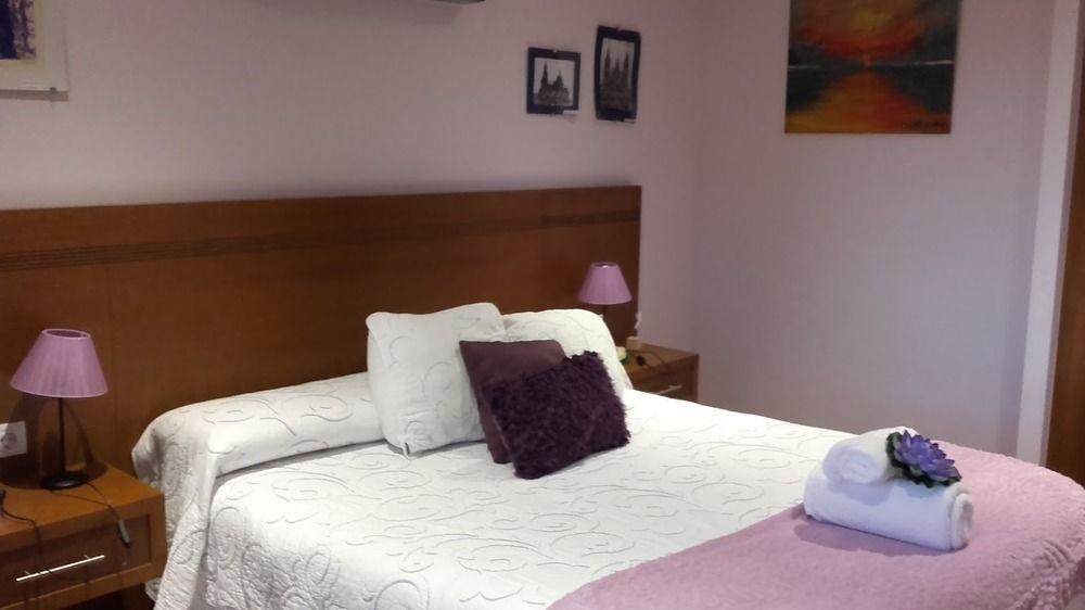 Apartamentos Casa De La Inmaculada Сантьяго-де-Компостела Екстер'єр фото
